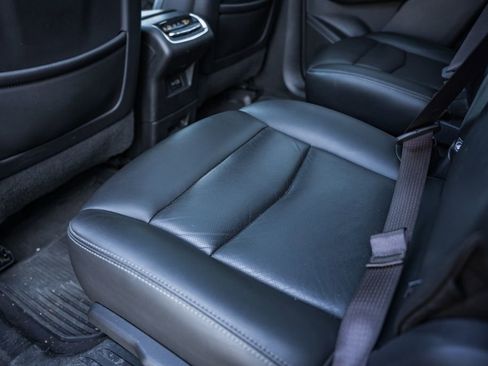 Used 2021 Cadillac XT6 Premium Luxury image 34