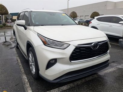 Used 2021 Toyota Highlander Limited