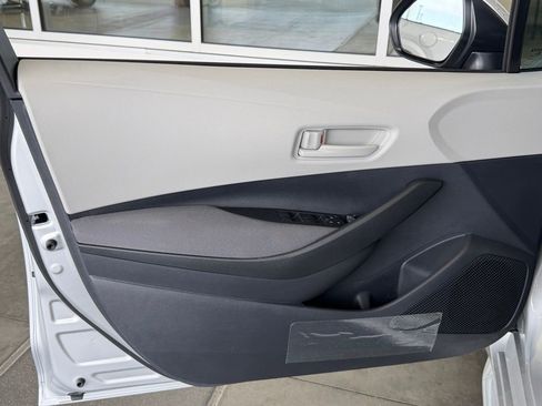 Used 2026 Toyota Corolla LE FWD image 19