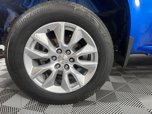 Used 2023 Chevrolet Silverado 1500 Custom AWD/4WD image 21