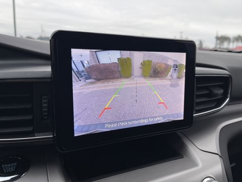 Certified 2023 Ford Explorer XLT w/ Equipment Group 202A image 19