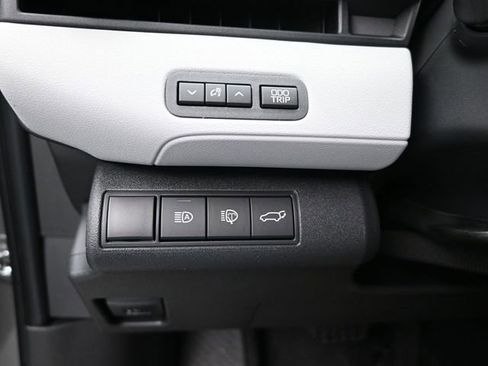 New 2026 Subaru Solterra image 10