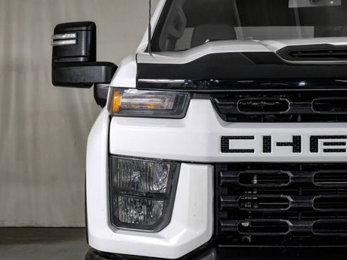 Used 2022 Chevrolet Silverado 2500 Custom w/ Custom Value Package AWD/4WD image 36