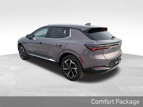 Used 2025 Chevrolet Equinox EV LT w/ Convenience Package image 10