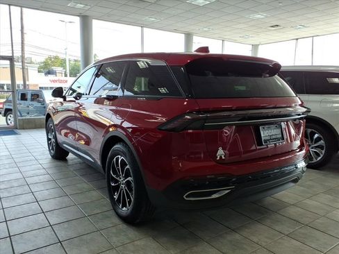 New 2024 Lincoln Nautilus Premier w/ Equipment Group 102A image 4