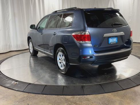 Used 2011 Toyota Highlander 4WD image 8