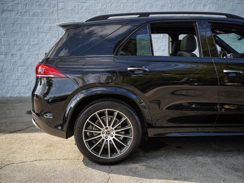 Used 2022 Mercedes-Benz GLE 350 4MATIC w/ AMG Line Exterior image 16