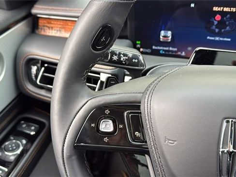 New 2025 Lincoln Aviator Black Label w/ Black Label Special Edition image 27