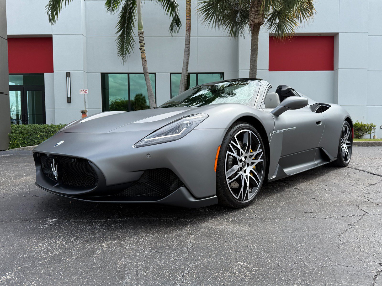 Used 2024 Maserati MC20 Cielo RWD image 51