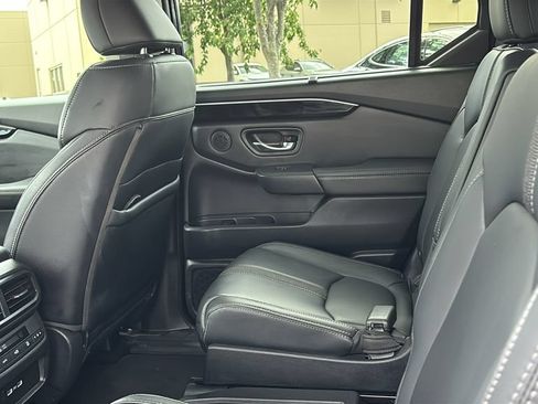 Used 2023 Honda Pilot EX-L image 28