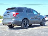 Used 2017 Ford Explorer XLT w/ Equipment Group 202A image 4