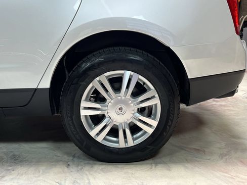 Used 2016 Cadillac SRX Luxury w/ Driver Assist Package FWD image 30