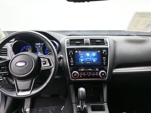 Used 2019 Subaru Outback 3.6R Limited AWD/4WD image 13