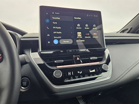 Used 2025 Toyota Corolla XSE image 25