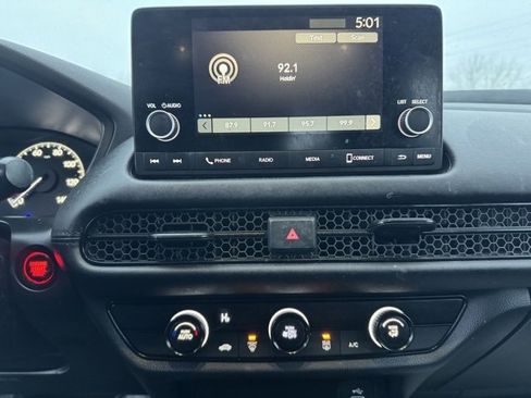 Certified 2025 Honda HR-V LX image 15