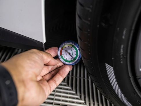 Used 2024 BMW i4 xDrive40i image 40