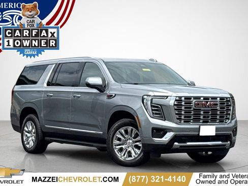 Used 2025 GMC Yukon XL Denali AWD/4WD image 1