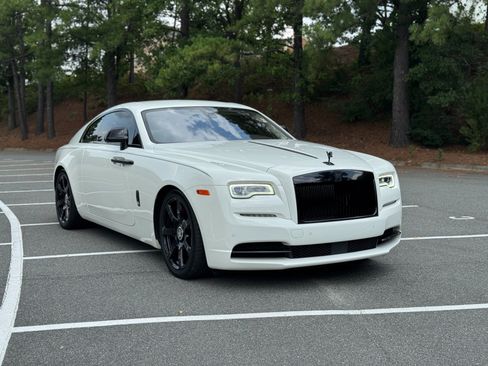 Used 2017 Rolls-Royce Wraith RWD image 16