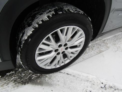 Used 2025 GMC Acadia Elevation image 34