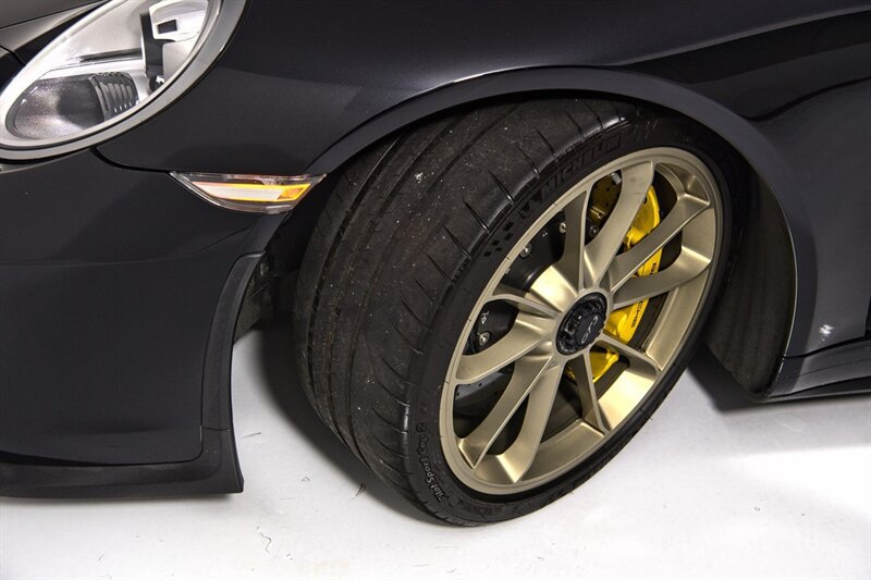 Used 2018 Porsche 911 GT3 RWD image 47