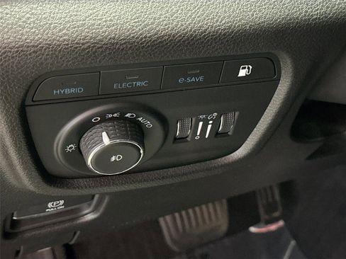 Used 2022 Jeep Grand Cherokee Trailhawk w/ Advanced Protech Group II AWD/4WD image 10