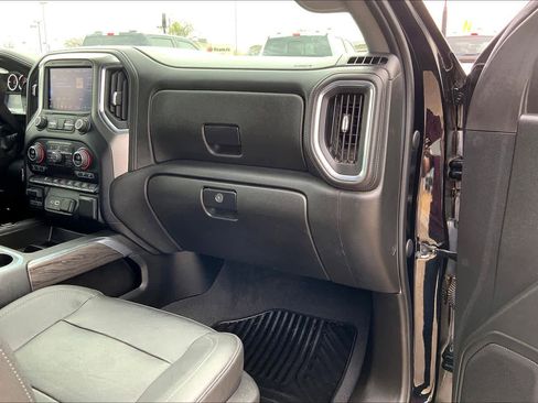 Used 2021 Chevrolet Silverado 2500 LTZ w/ LTZ Convenience Package image 19