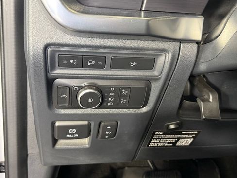 Used 2022 Ford F150 Lariat w/ FX4 Off-Road Package AWD/4WD image 21