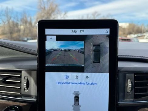 Used 2020 Ford Explorer Platinum w/ Premium Technology Package image 14