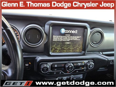 Certified 2021 Jeep Gladiator Willys image 14