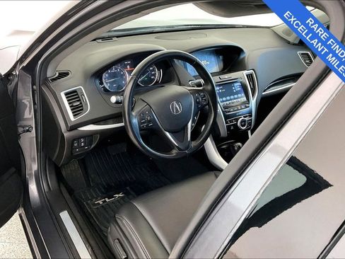 Used 2020 Acura TLX 2.4L image 17