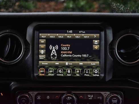 Used 2023 Jeep Wrangler Unlimited Sahara w/ Cold Weather Group image 12