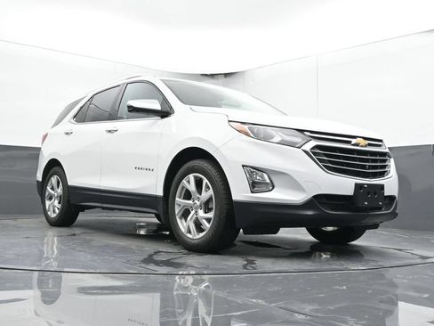 Used 2021 Chevrolet Equinox Premier AWD/4WD image 25