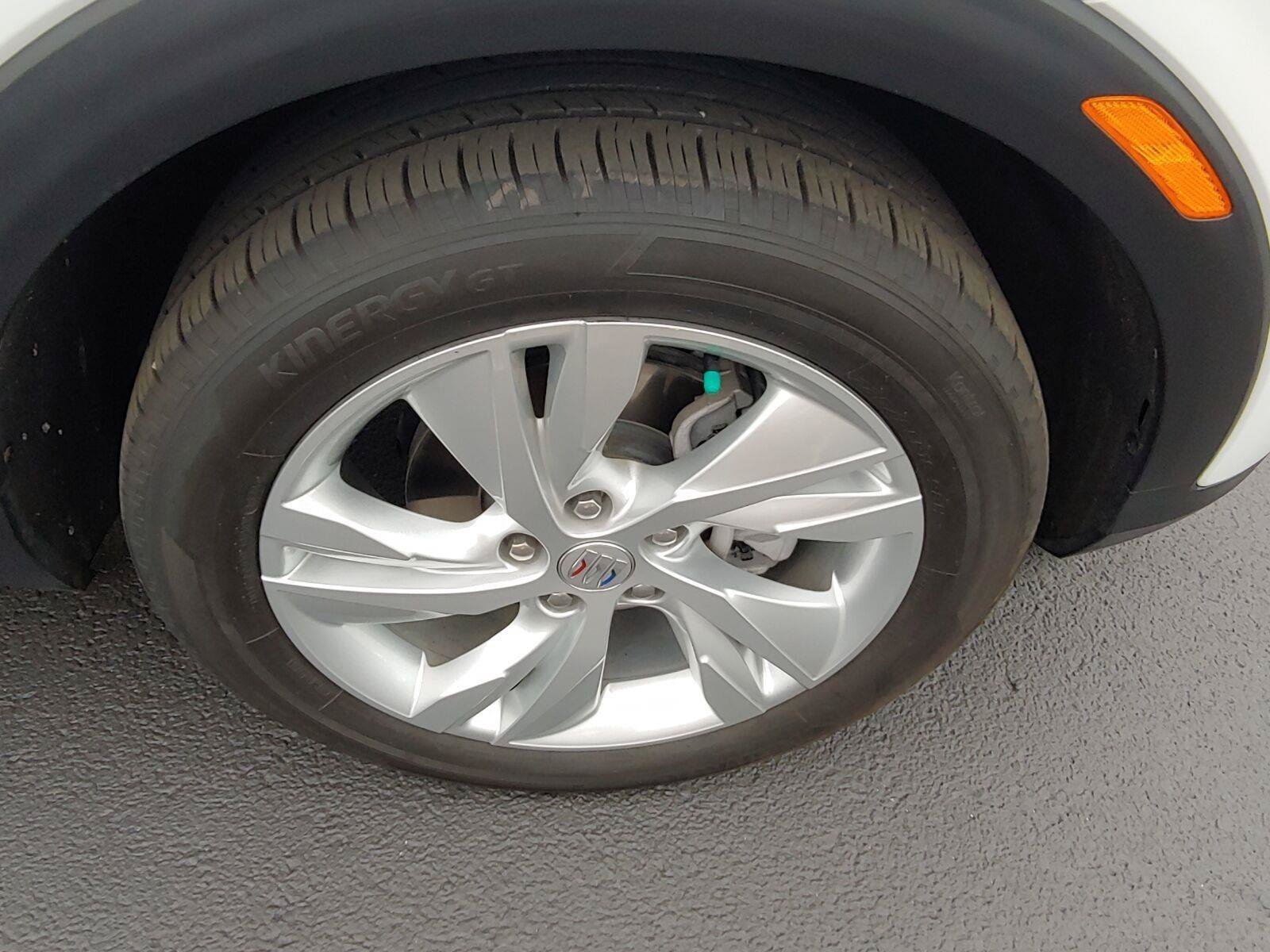 Used 2025 Buick Encore GX Preferred FWD image 32