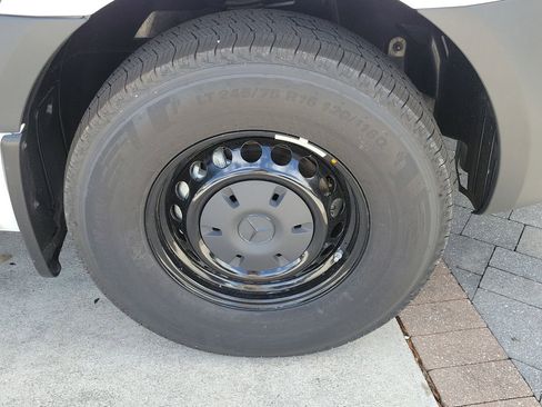 New 2025 Mercedes-Benz Sprinter 2500 image 16