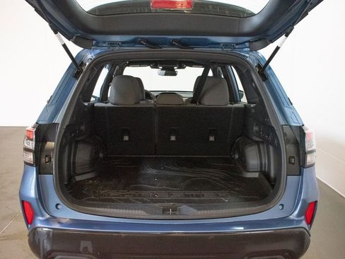 Used 2025 Subaru Forester AWD/4WD image 22