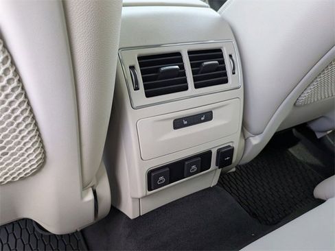 New 2026 Jaguar F-PACE R-Dynamic S image 13