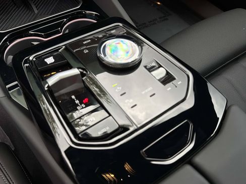 Certified 2026 BMW 530i RWD image 26