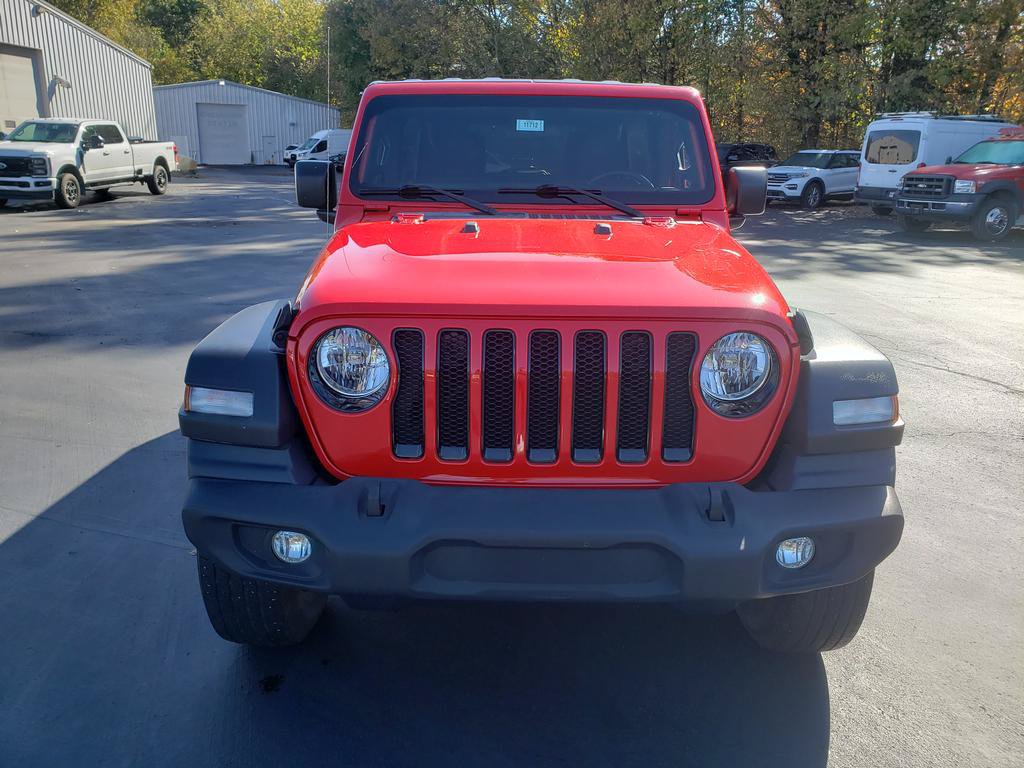 Used 2019 Jeep Wrangler Unlimited Sport AWD/4WD image 2
