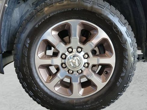 Used 2019 RAM 2500 Limited AWD/4WD image 24