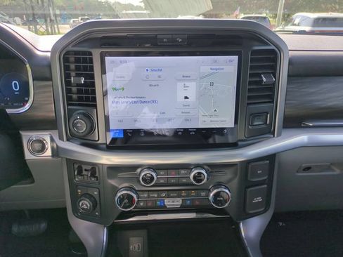 Used 2025 Ford F150 Lariat w/ Equipment Group 501A Mid AWD/4WD image 21