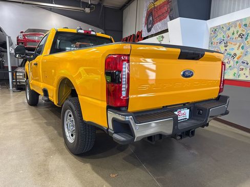 Used 2025 Ford F250 XLT w/ 360-Degree Camera Package image 54