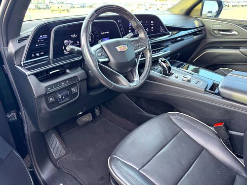 Used 2023 Cadillac Escalade Sport image 11