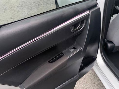 Used 2014 Toyota Corolla L FWD image 21
