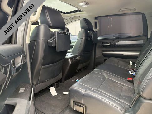 Used 2015 Toyota Tundra Platinum image 9