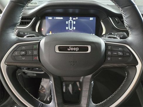 Used 2022 Jeep Grand Cherokee L Limited image 30