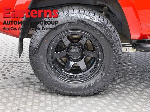 Used 2021 Toyota 4Runner Venture w/ Moonroof Package AWD/4WD image 30