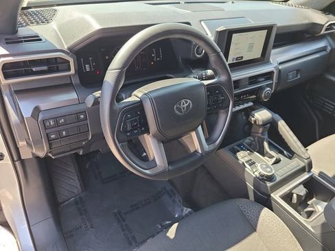 Used 2025 Toyota 4Runner SR5 image 18