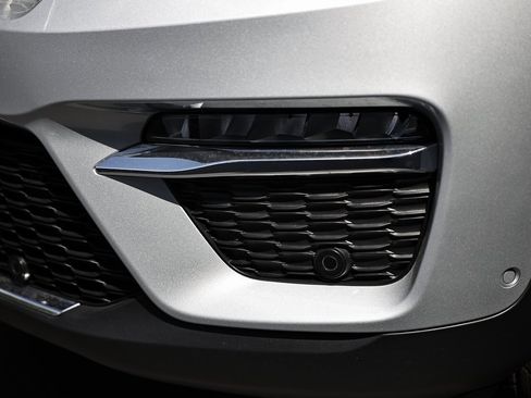 Used 2025 Jeep Grand Cherokee Limited w/ Luxury Tech Group II image 13