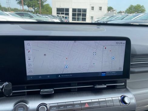 Certified 2024 Hyundai Kona SEL w/ Convenience Package AWD/4WD image 17