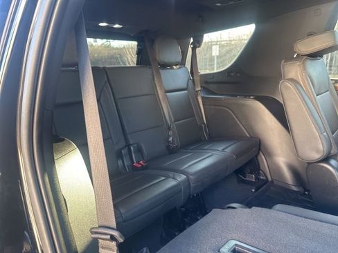 Used 2023 Chevrolet Tahoe High Country AWD/4WD image 15